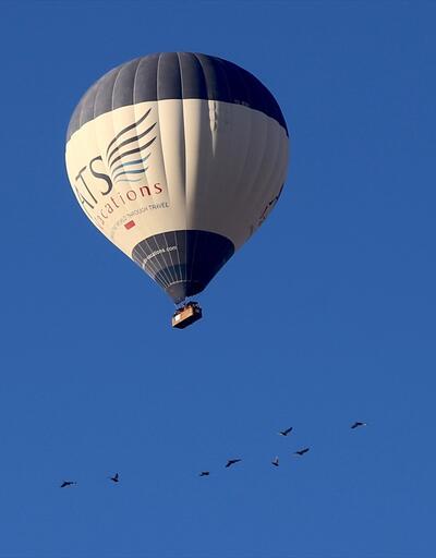 Sıcak hava balonları Kapadokya'ya renk katıyor