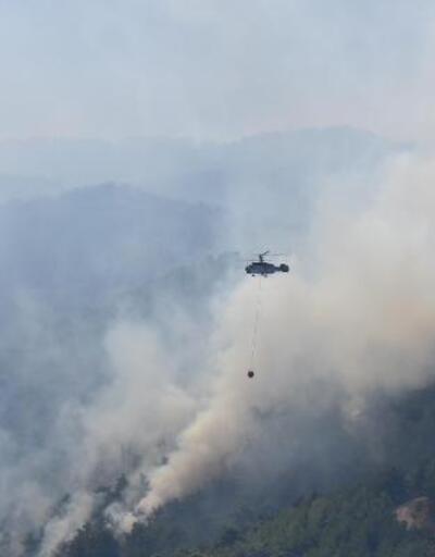 Karabağlar'daki yangına 3 bin sorti yapan helikopterlerden 7 bin 500 ton su atıldı