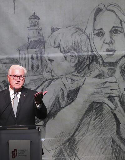 Almanya Cumhurbaşkanı Polonya'da özür diledi