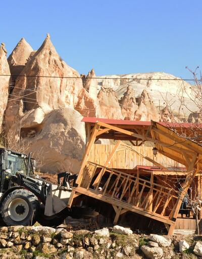 Kapadokya'daki 157 kaçak yapı yıkıldı