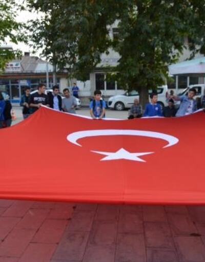 Gölova'da, Barış Pınarı Harekatı'na destek yürüyüşü