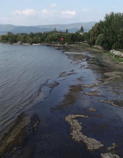 Marmara'nın en büyük gölü İznik, 25 metre çekildi