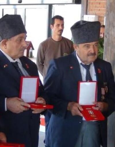Kıbrıs gazilerine madalya ve beratları dağıtıldı