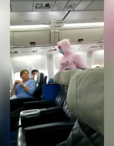 Uçakta 'koronavirüs' şakası yapınca gözaltına alındı