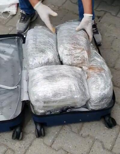 Son dakika haberi... Sakarya'da 52,5 kilo 'esrar' ele geçirildi: 5 tutuklama