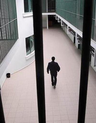 Açık cezaevlerindeki hükümlülerin koronavirüs izni iki ay daha uzatıldı