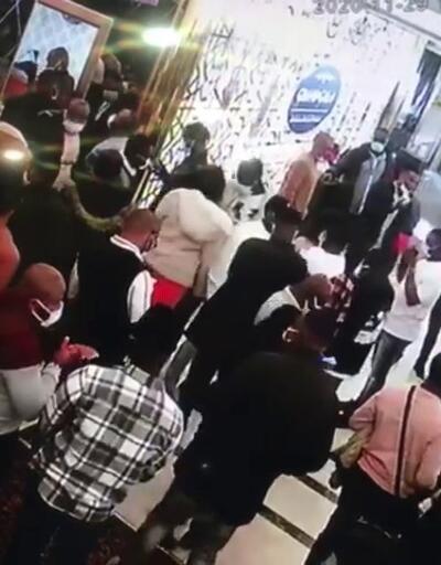 Esenyurt'ta Afrikalıların izinsiz ayinine polis baskını | Video