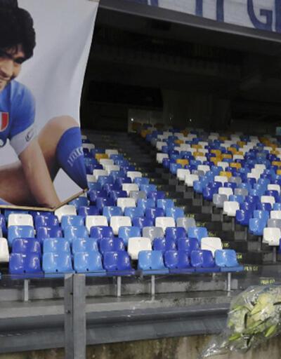 Napoli'nin maçlarını oynadığı stada Maradona'nın adı verildi