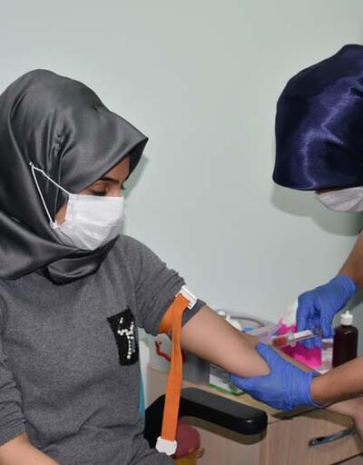 Çin menşeli Kovid-19 aşısı 113 gönüllüye uygulandı