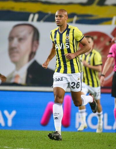 Son dakika... Fenerbahçe'de stoperler 6. kez penaltıya sebep oldu