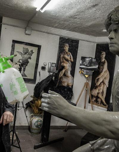 İtalyan heykeltıraş Maradona'nın heykelini yaptı