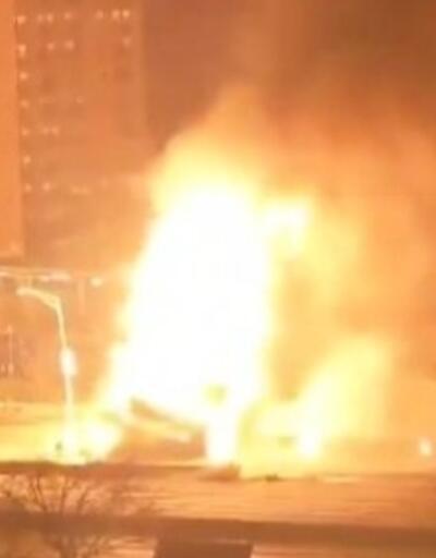 New York'ta büyük yangın... Art arda patlamalar yaşandı | Video