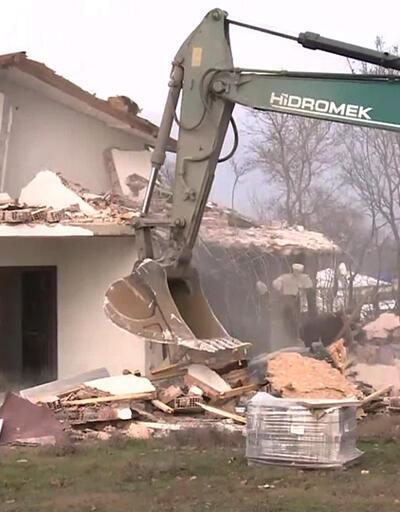 Çatalca'daki kaçak villaların yıkımı yapıldı | Video