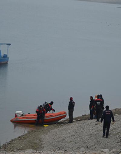 Karakaya Baraj Gölü'nde balıkçı teknesinin alabora olması sonucu bir kişi öldü