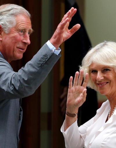 İngiltere Prensi Charles ve eşi Camilla koronavirüs aşısı oldu