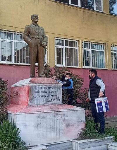 Atatürk heykeline çirkin saldırı
