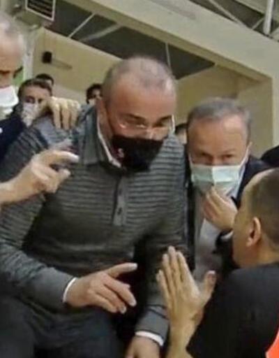 Mustafa Cengiz ve Abdurrahim Albayrak tepki gösterdi! Basketbol maçında ortalık karıştı