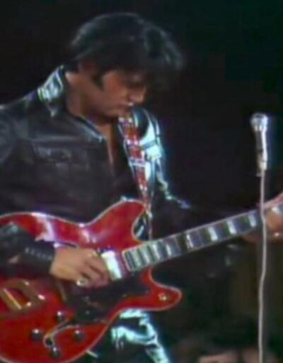 Elvis Presley'in gitarı 500 bin dolara satıldı