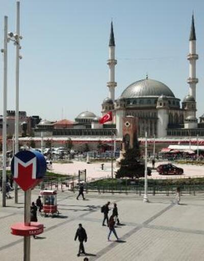 Taksim Meydanı'nda 1 Mayıs önlemleri 