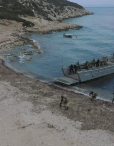 Amfibi Deniz Piyadeleri göreve hazır... Eğitimlerini CNN TÜRK görüntüledi