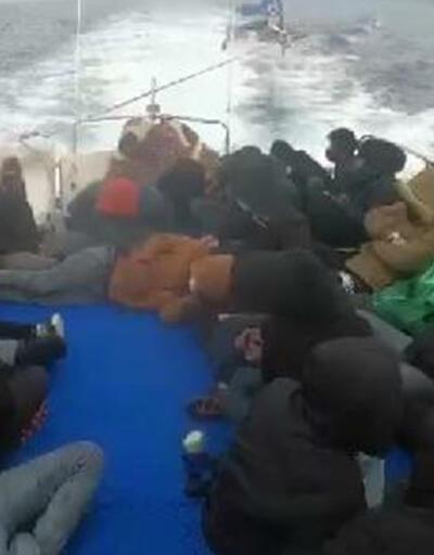 Ayvacık açıklarında 29 kaçak göçmen kurtarıldı, 2 insan kaçakçısı yakalandı