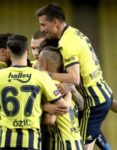 Fenerbahçe 14 dakikada skoru aldı