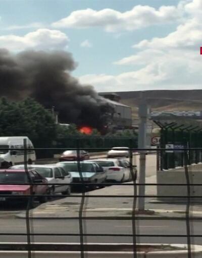 Ankara’da plastik imalat fabrikasında yangın çıktı