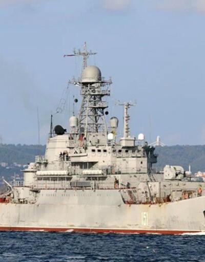 Rus Savaş gemisi İstanbul Boğazı'ndan geçti