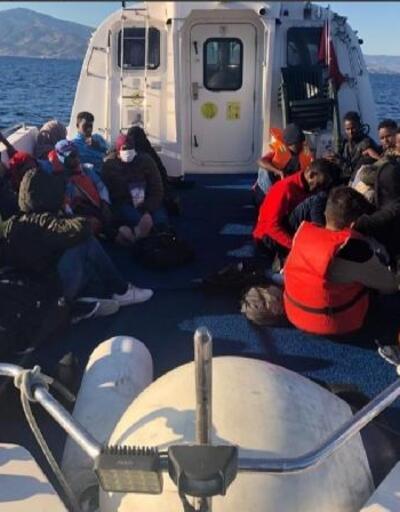 Yunanistan'ın ölüme terk ettiği 52 kaçak göçmen kurtarıldı