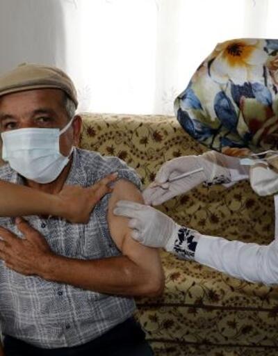 Covid-19 aşısı olan Kıbrıs gazisi Çiftçi: Son pişmanlık fayda etmez