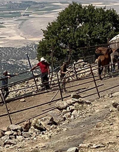 Konya'da izinsiz yılkı atı toplayan yabancı uyruklu 4 kişi yakalandı