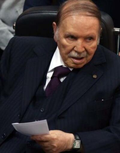 Cezayir'in eski Cumhurbaşkanı Abdülaziz Buteflika yaşamını yitirdi