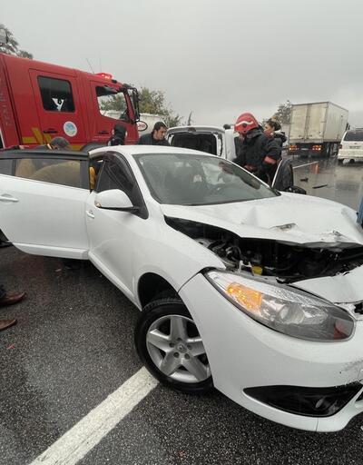 Son dakika... Anadolu Otoyolu'nda 23 aracın karıştığı zincirleme kazada 17 kişi yaralandı