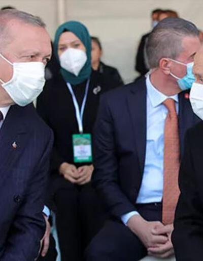 Cumhurbaşkanı Erdoğan ve MHP lideri Bahçeli, Başkent Millet Bahçesi'ne fidan dikti