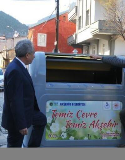Akşehir Belediyesinden yeni nesil çöp konteyneri