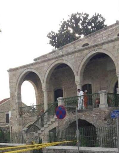 GKRY’de tarihi Larnaka Büyük Camisi'ne çirkin saldırı