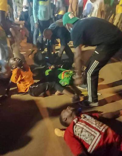 Kamerun'da stadyum girişinde izdiham: 8 kişi öldü!