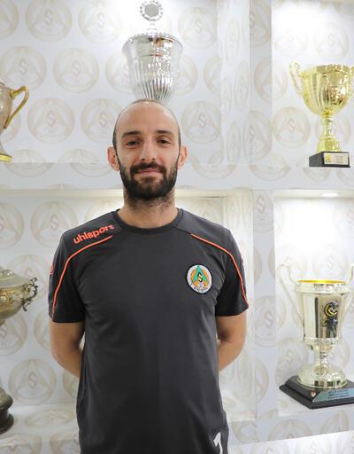 Fenerbahçe Efecan Karaca'yı transfer etti 