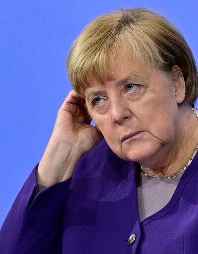 Merkel, alışveriş esnasında cüzdanını çaldırdı