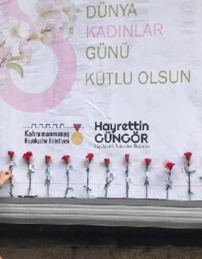 Kahramanmaraş'ta caddeler karanfillerle donatıldı