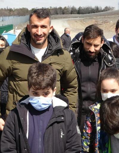 Mehmet Topal ve Şener Özbayraklı'dan anlamlı destek