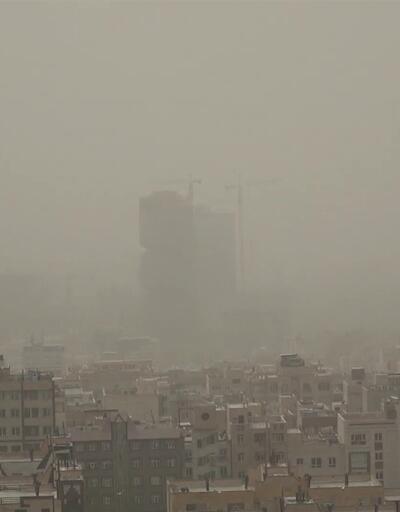 Tahran'da hava kirliliği kritik seviyede