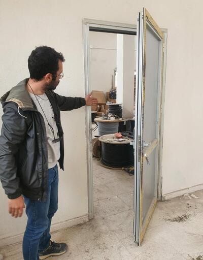 Foça'da içme suyu arıtma tesisi inşaatı deposuna hırsızlar dadandı