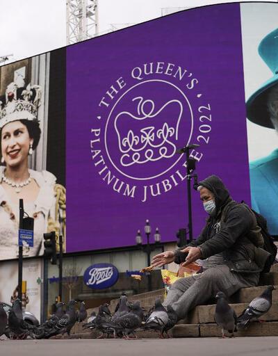 İngiltere Kraliçesi 2. Elizabeth 96 yaşında! Kraliçenin doğum günü neden yılda iki kez kutlanıyor?