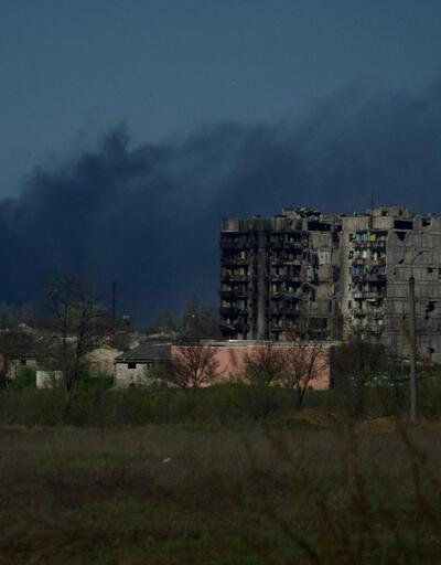Rusya Savunma Bakanlığı: “Azovstal fabrikasından 46 sivil ayrıldı”
