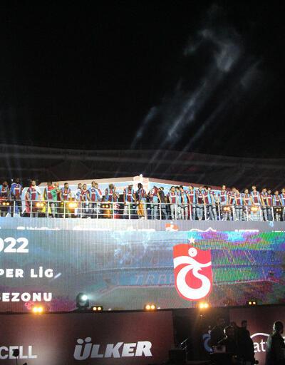Trabzonspor kupasını aldı! Şarkılar kutlamalara damga vurdu