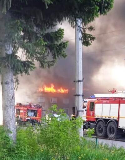Rusya’da kimya fabrikasında yangın: 2 bin metrekare alan küle döndü!