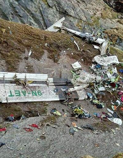 Nepal'de düşen uçakta 22 kişinin cansız bedenine ulaşıldı