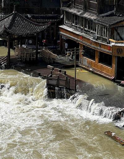 Çin'de şiddetli yağış: 10 ölü, 3 kayıp