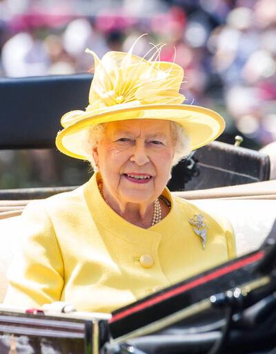 Kraliçe II. Elizabeth, tarihin en uzun süre hizmet veren 2'nci hükümdarı oldu